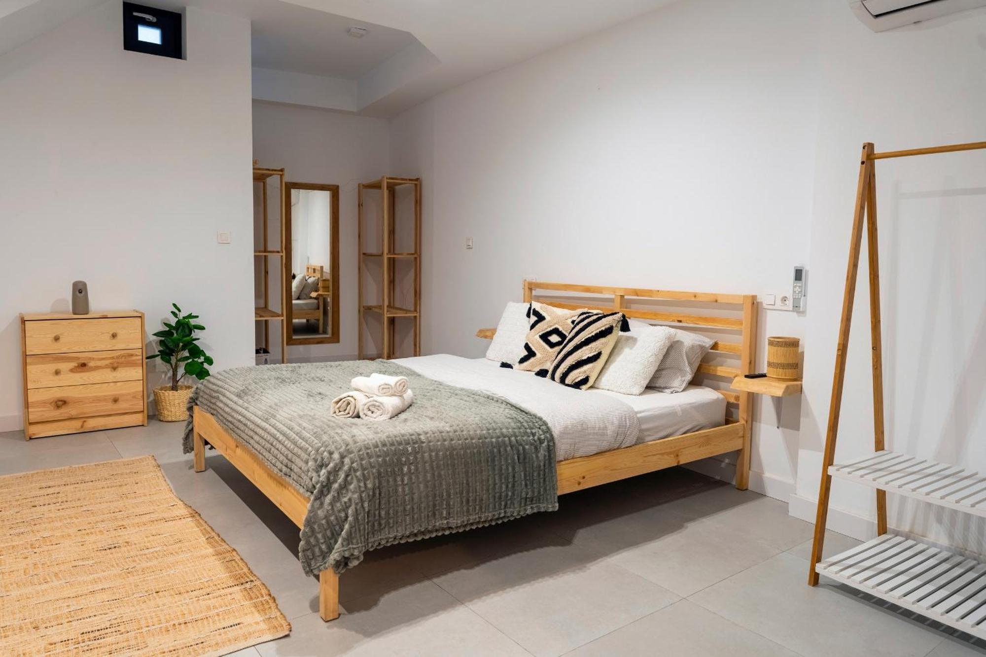 Apartment Andrea In Malaga Center ภายนอก รูปภาพ