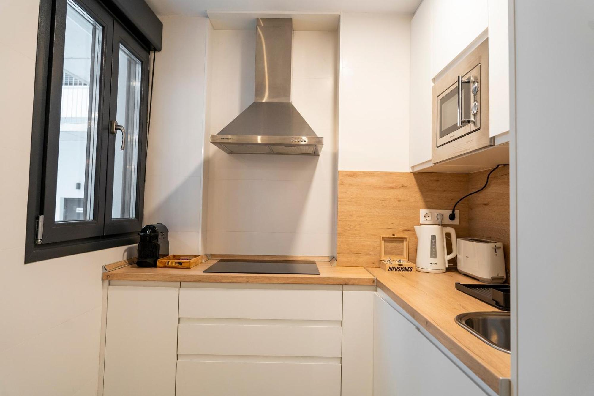 Apartment Andrea In Malaga Center ภายนอก รูปภาพ