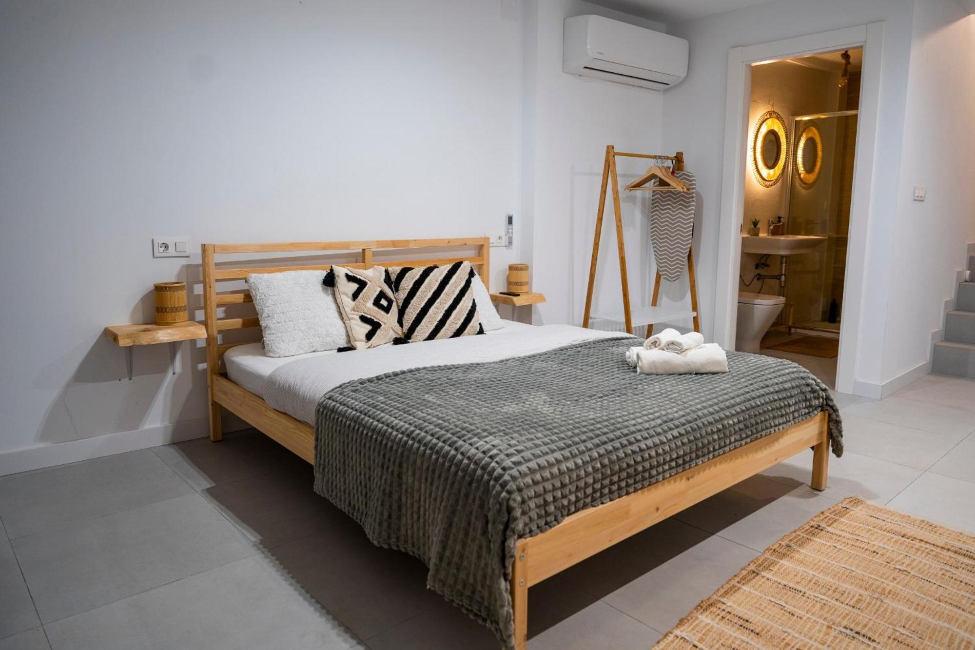 Apartment Andrea In Malaga Center ภายนอก รูปภาพ