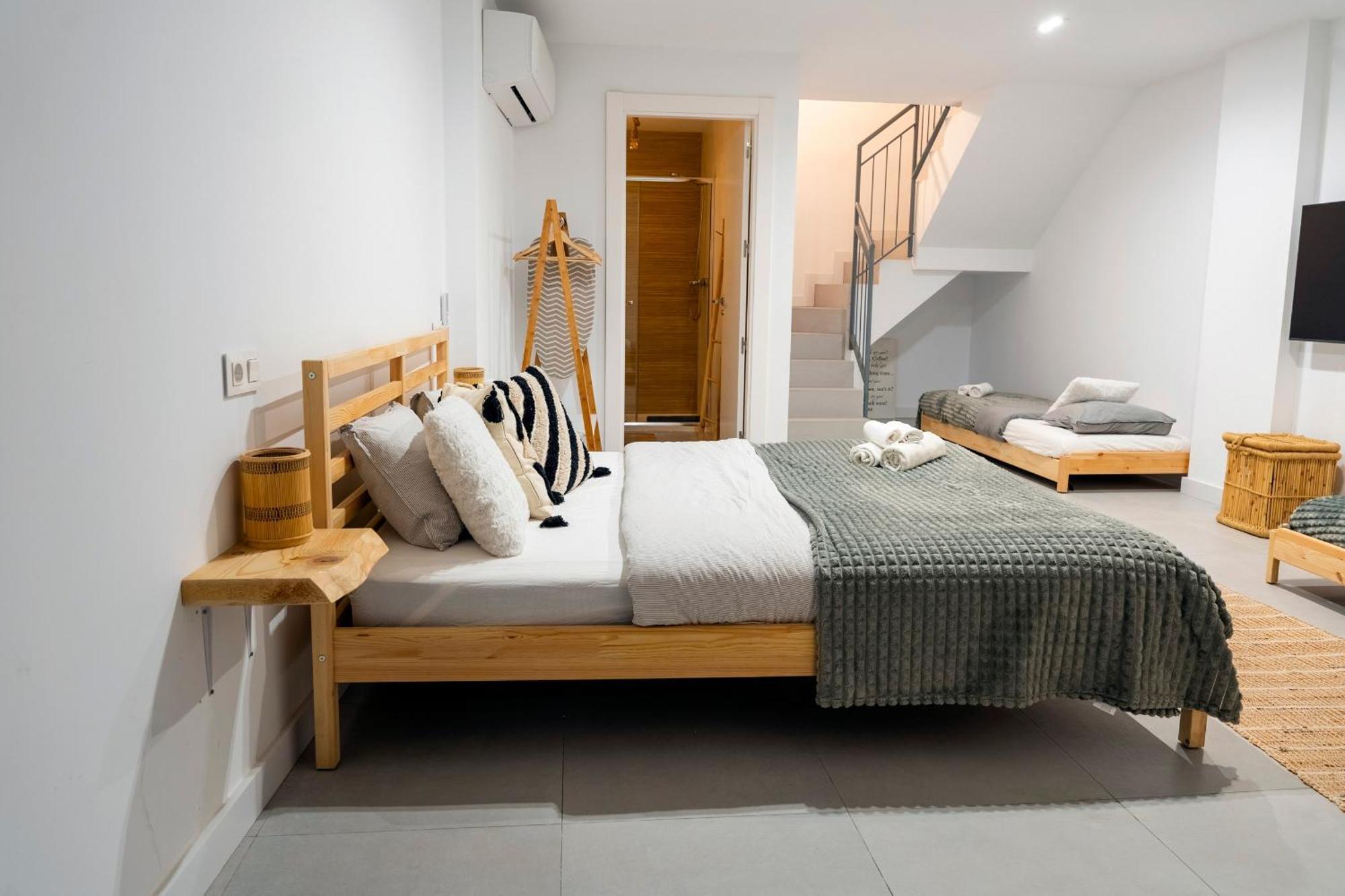 Apartment Andrea In Malaga Center ภายนอก รูปภาพ